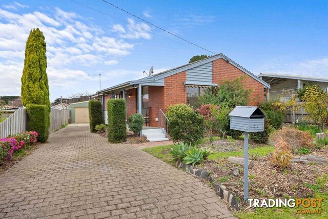 37 Seaview Avenue St Leonards VIC 3223