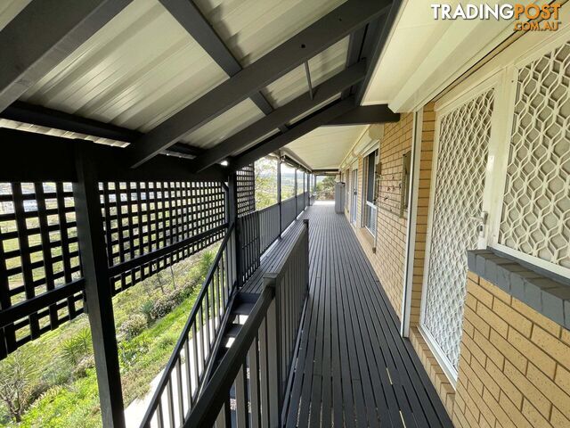 111 Underbank Blvd Bacchus Marsh VIC 3340 - photo 5 of 18