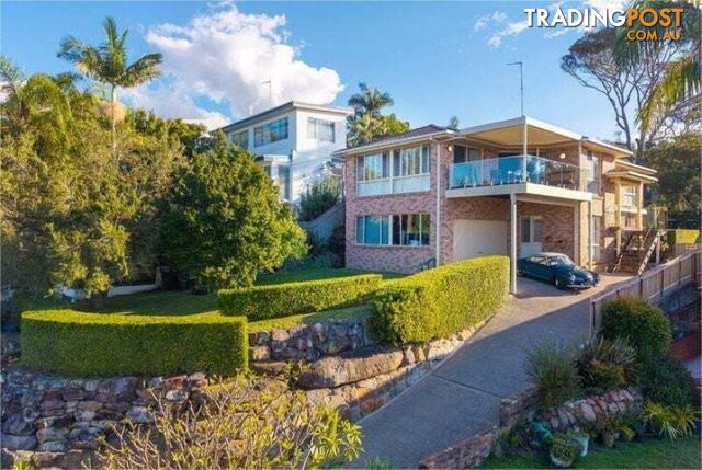 8 Arthur St Dee Why NSW 2099 - photo 1 of 9