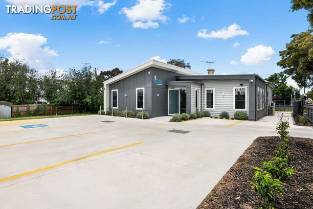 121 McKillop St Geelong VIC 3220 - photo 2 of 14