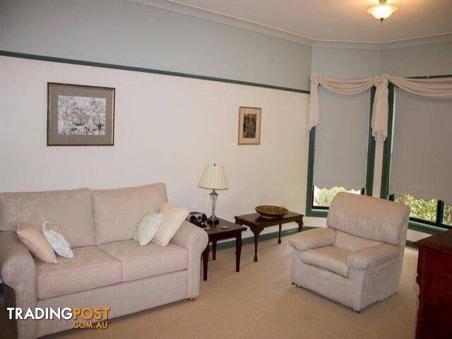 6 Poidevin Place Dubbo NSW 2830