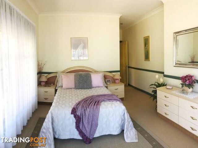 6 Poidevin Place Dubbo NSW 2830