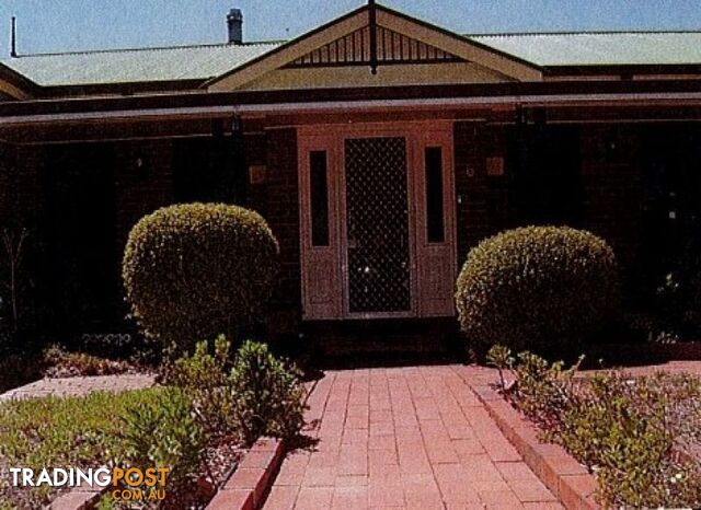 6 Poidevin Place Dubbo NSW 2830