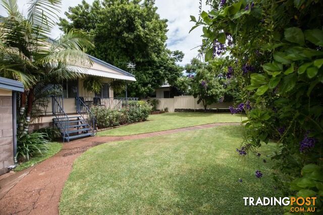 5 Wright Rd Mount Isa QLD 4825