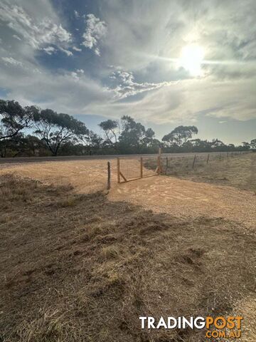 Lot 285 Flinders highway Streaky Bay SA 5680 - photo 2 of 5