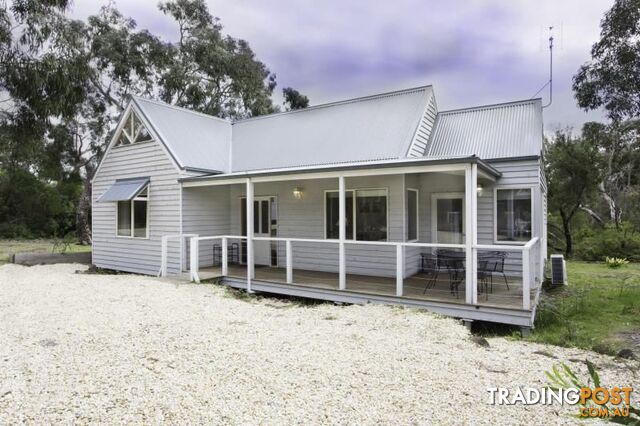 79 Old Port Foreshore Rd Port Albert VIC 3971