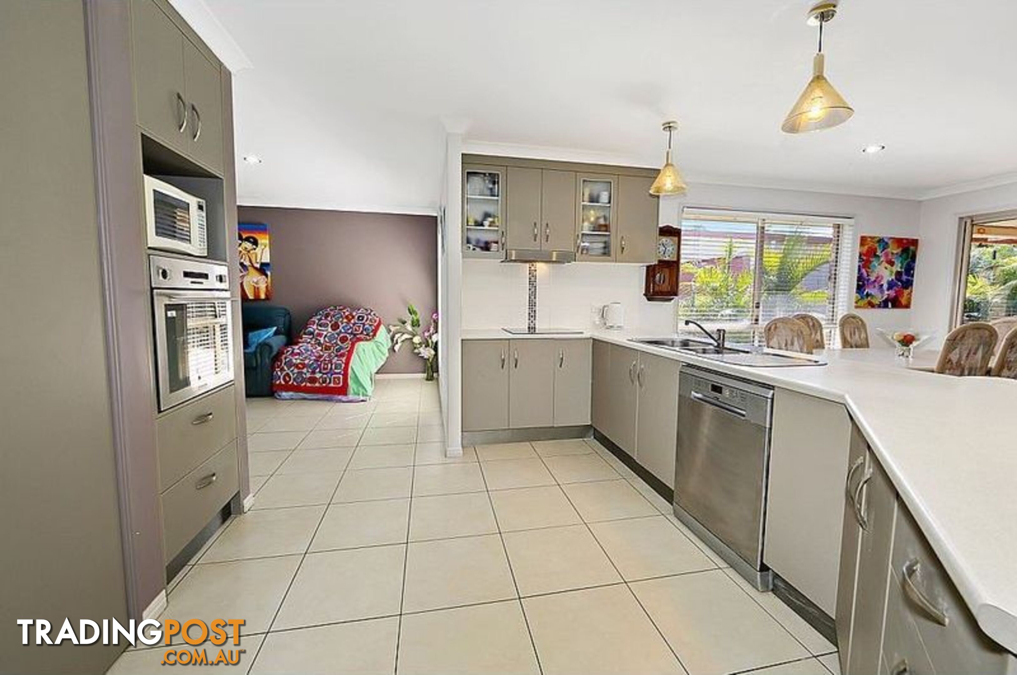 186 Kingfisher Parade Toogoom QLD 4655