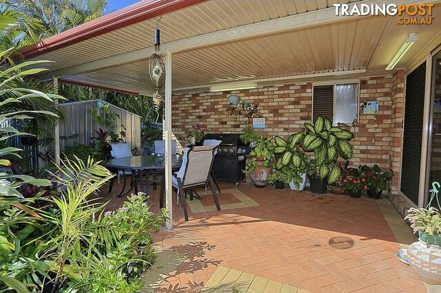 186 Kingfisher Parade Toogoom QLD 4655