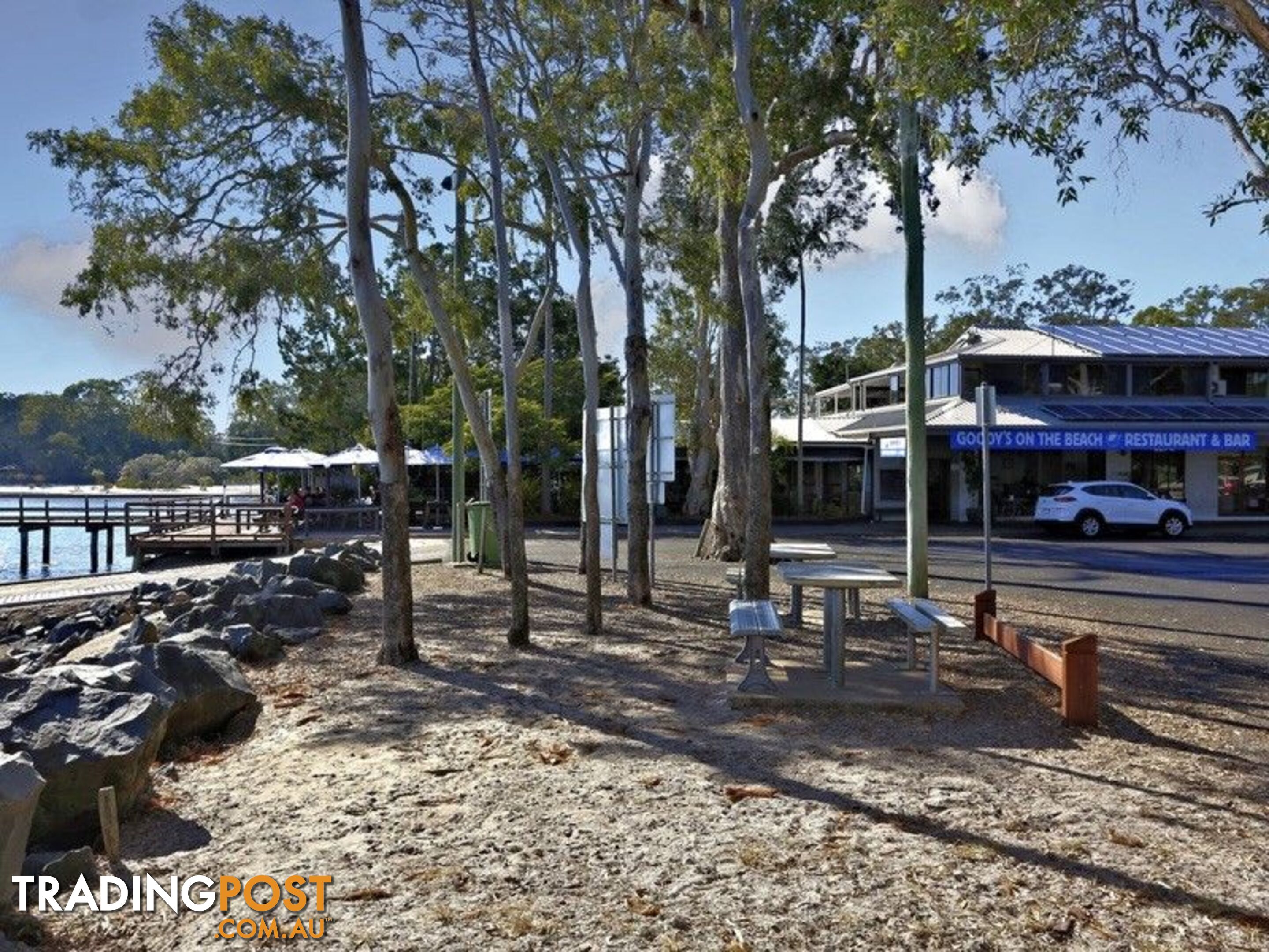 186 Kingfisher Parade Toogoom QLD 4655