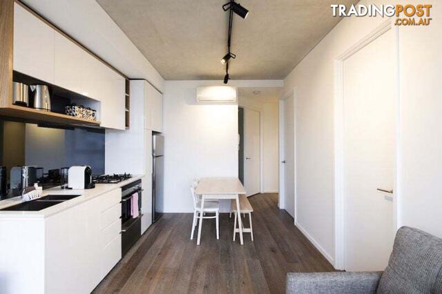 2704/315 La Trobe Street Melbourne VIC 3000 - photo 3 of 7