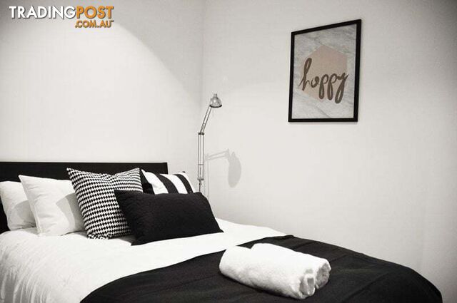 2704/315 La Trobe Street Melbourne VIC 3000 - photo 5 of 7