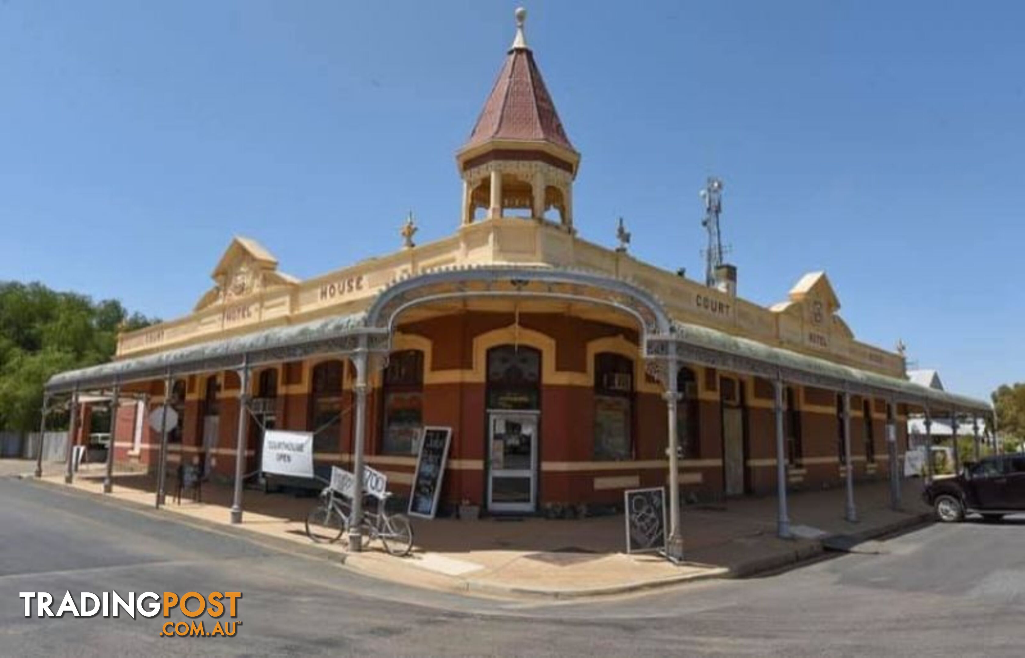 Court House Hotel 65-69 Blake Street Nathalia VIC 3638