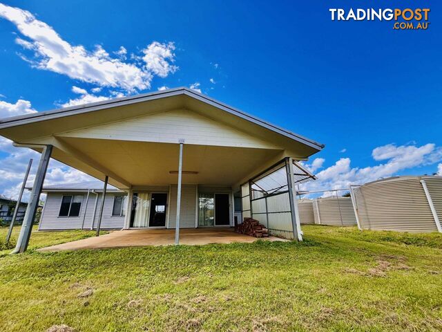 84 Gordon Earl Drive Millstream QLD 4888