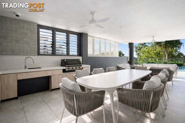 54/20 Executive Drive Burleigh Waters QLD 4220 - photo 4 of 24