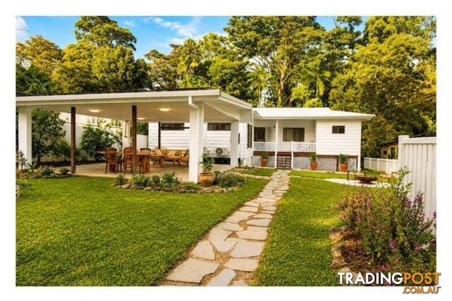 16 Bradford Whitfield QLD 4870