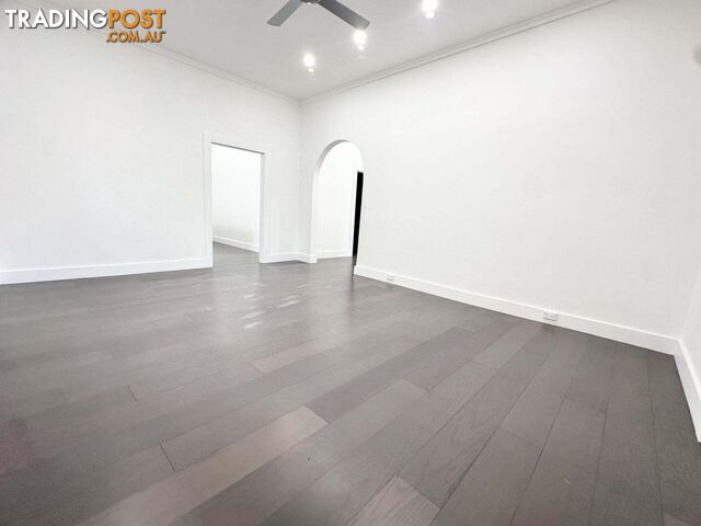 97 Old Cleveland Road Greenslopes QLD 4120