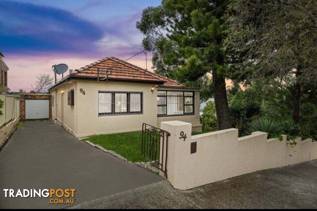 94 Wolli Avenue Earlwood NSW 2206