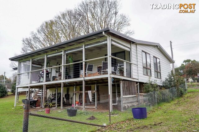 105S Derby Street Walcha NSW 2354