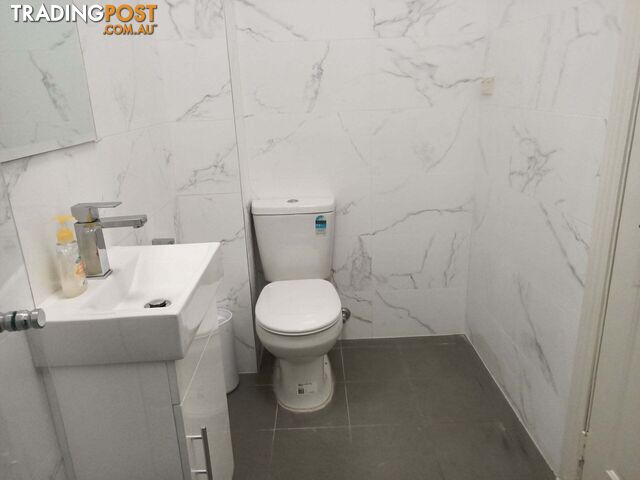 1/96A Glebe Point Rd Glebe NSW 2037 - photo 5 of 8