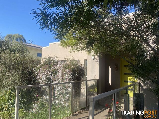 20 Bluebell Court Sunshine North VIC 3020