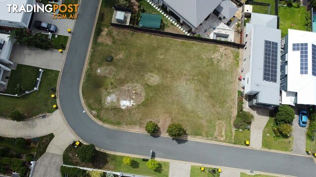 12 McKie Cresent Cannon Hill QLD 4170 - photo 3 of 11