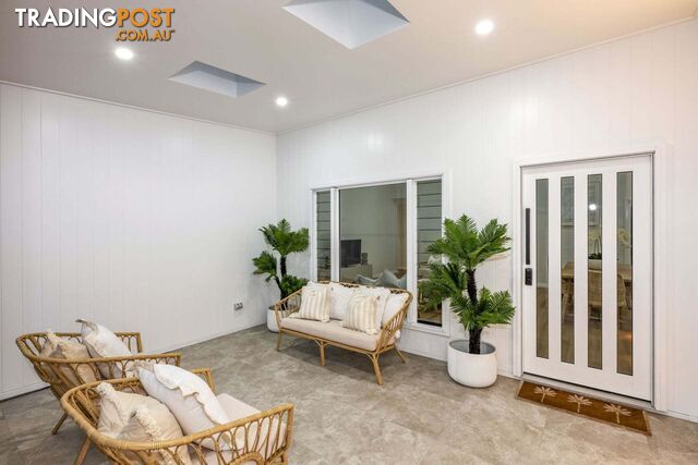 32 Lugano Street Ashfield QLD 4670 - photo 4 of 35
