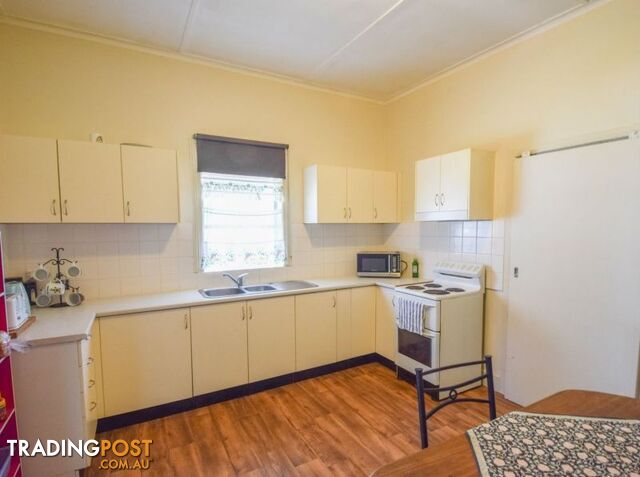 19 Wombat Street Young NSW 2594