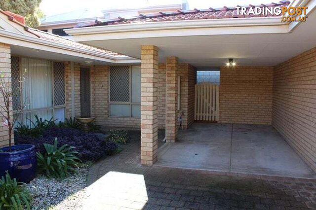 4/157 Stock Road Attadale WA 6156
