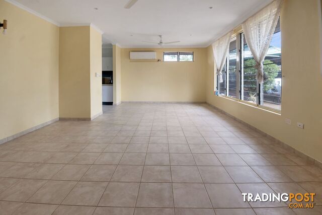 17 Holtze Crescent Katherine East NT 0850 - photo 3 of 10