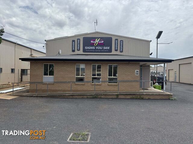 Unit 2/28 Saleyards Road Parkes NSW 2870