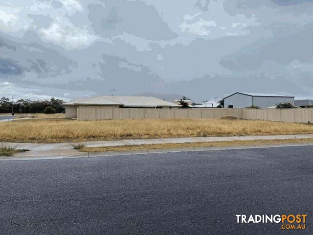 18 Thornton Street Emerald QLD 4720