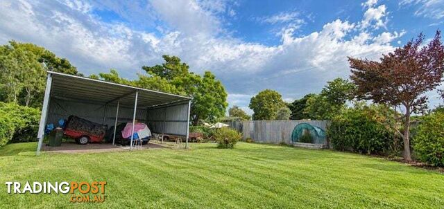 8 Toussaint Street Collinsville QLD 4804 - photo 3 of 4