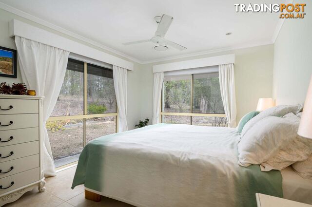 98 Lynne Drive Curra QLD 4570 - photo 3 of 17
