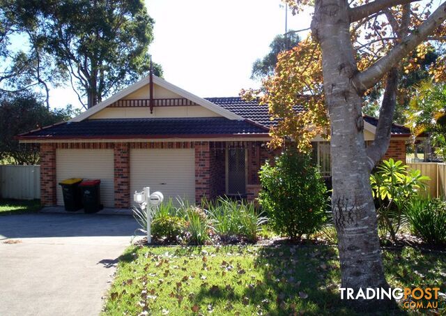4 Agonis Place MEDOWIE NSW 2318