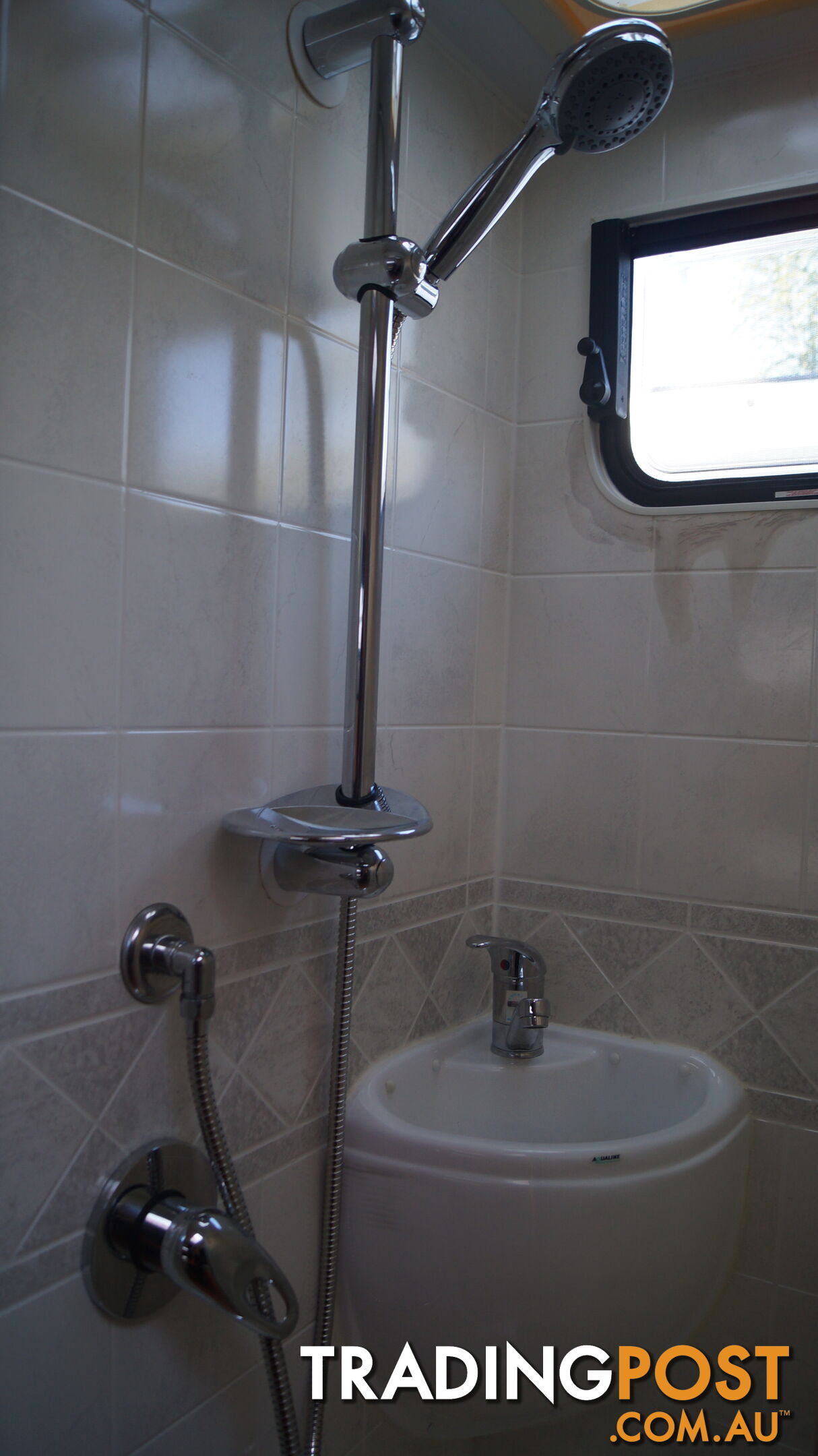 2011 Duet Bunk shower toilet 