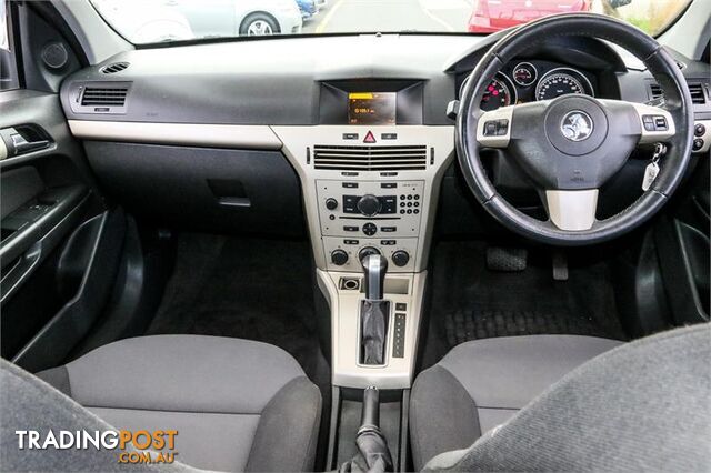 2008 Holden Astra CDX AH Wagon - photo 3 of 20