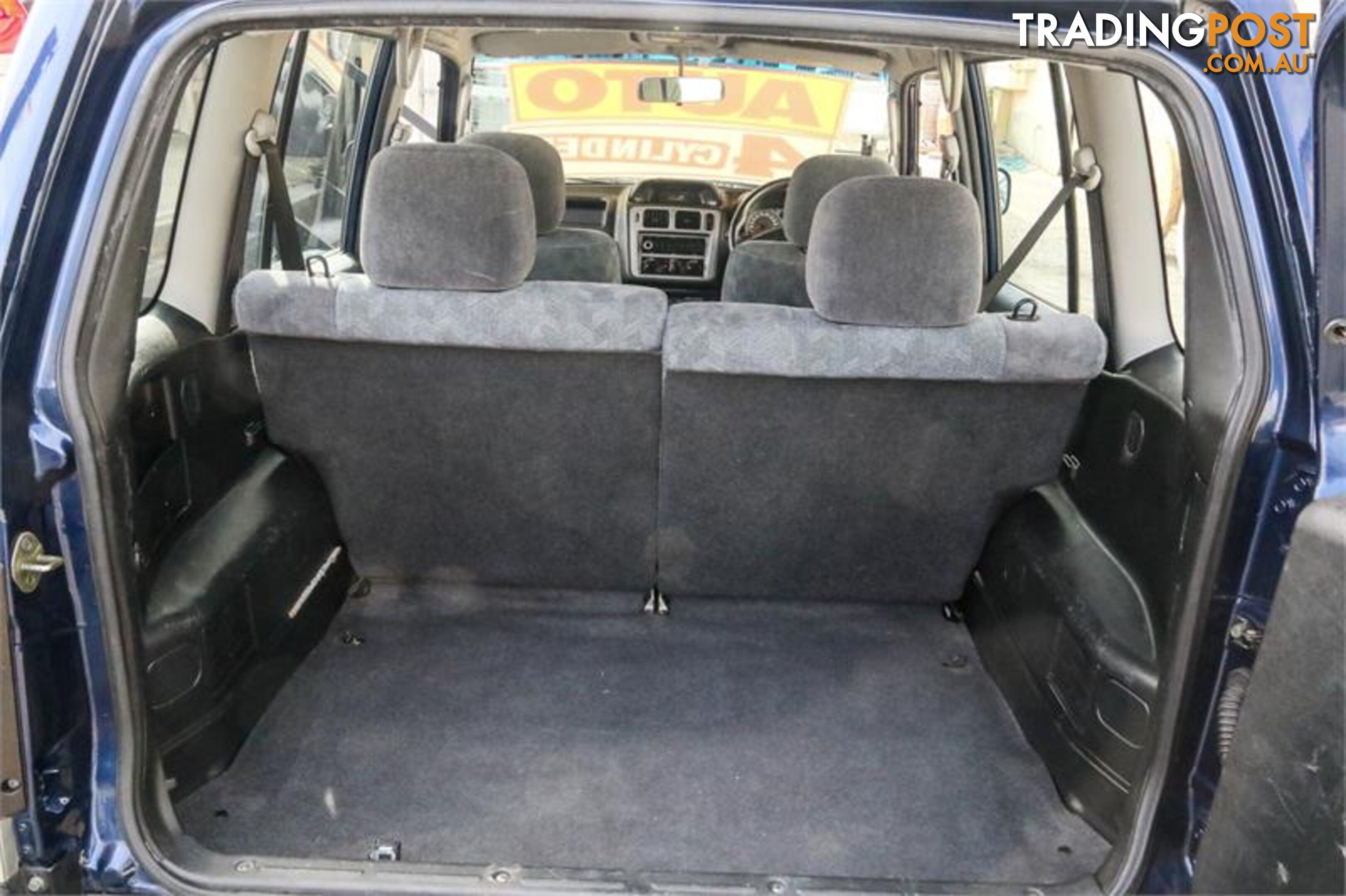 2001  Mitsubishi Pajero iO  QA Wagon