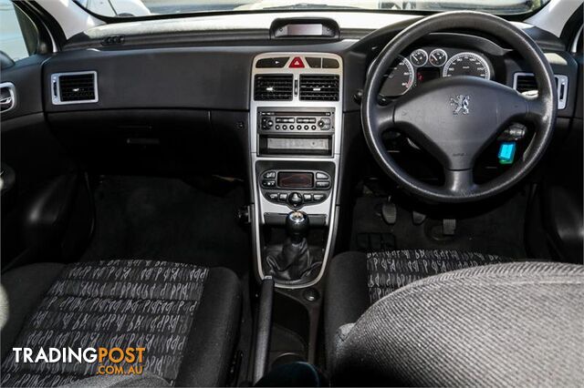 2004  Peugeot 307  T5 Hatchback - photo 3 of 20