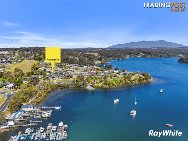5 Lake View Drive NAROOMA NSW 2546 - photo 2 of 33