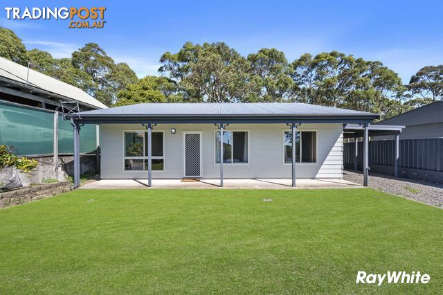 13 Hazel Road MORUYA HEADS NSW 2537