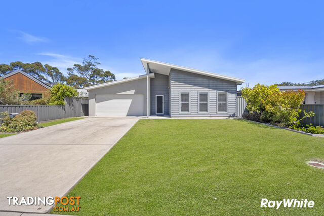 4 Conway Close BROULEE NSW 2537