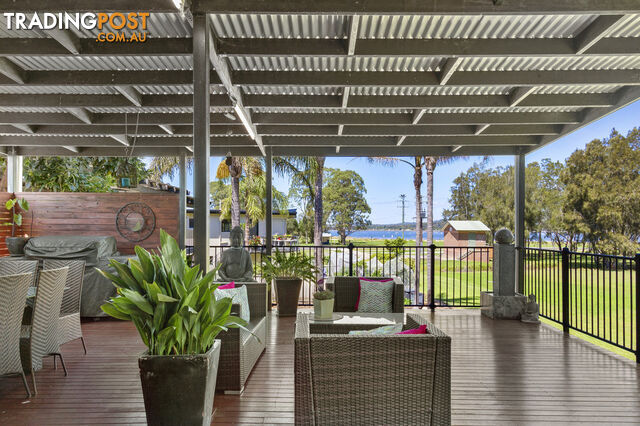 77 Timbara Crescent SURFSIDE NSW 2536