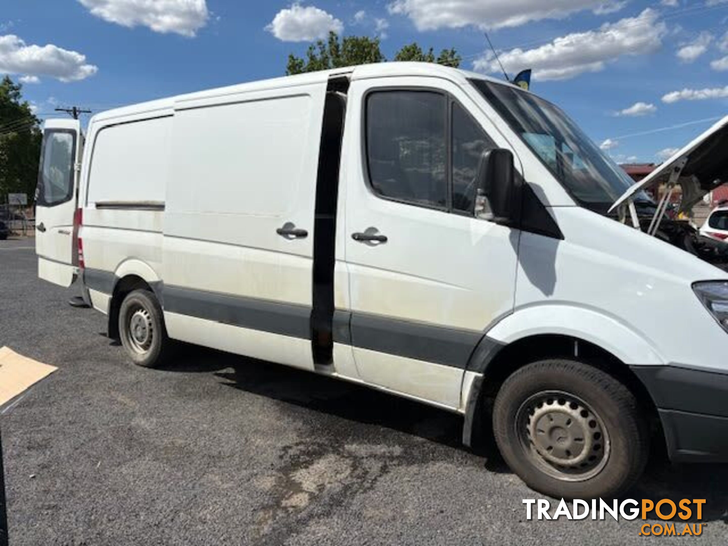 2007 MERCEDES-BENZ SPRINTER   COMMERCIAL, 4 DOORS, 2 SEATS