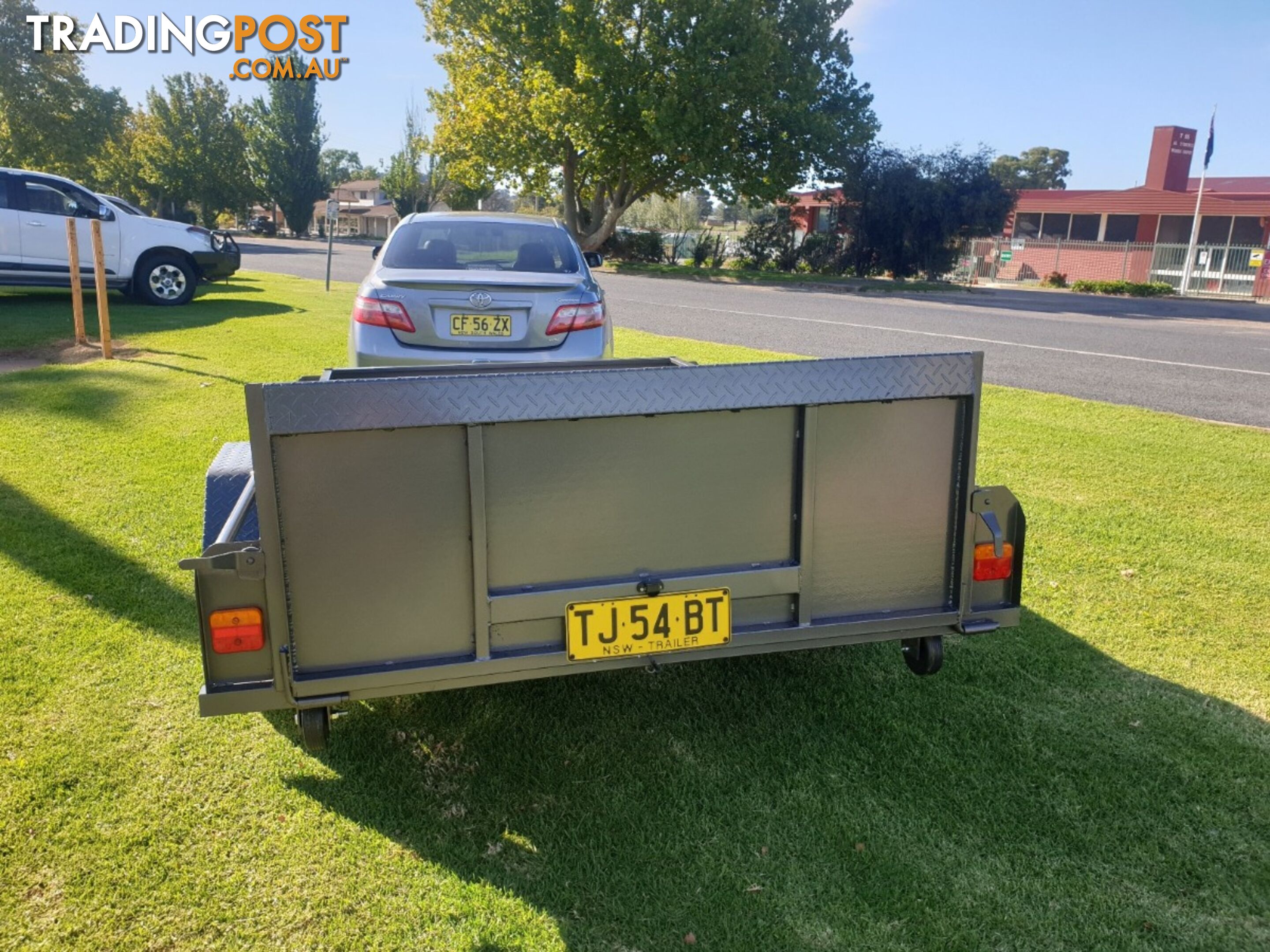 AUSTRAILER 8 X 5 MANUAL TIPPER TRAILER (NEW)