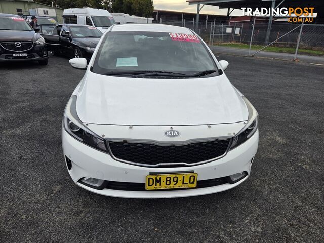 2017 KIA CERATO S YD MY18 HATCH, 5 DOORS, 5 SEATS - photo 3 of 14