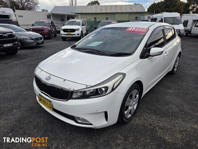 2017 KIA CERATO S YD MY18 HATCH, 5 DOORS, 5 SEATS - photo 4 of 14