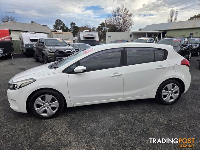 2017 KIA CERATO S YD MY18 HATCH, 5 DOORS, 5 SEATS - photo 5 of 14