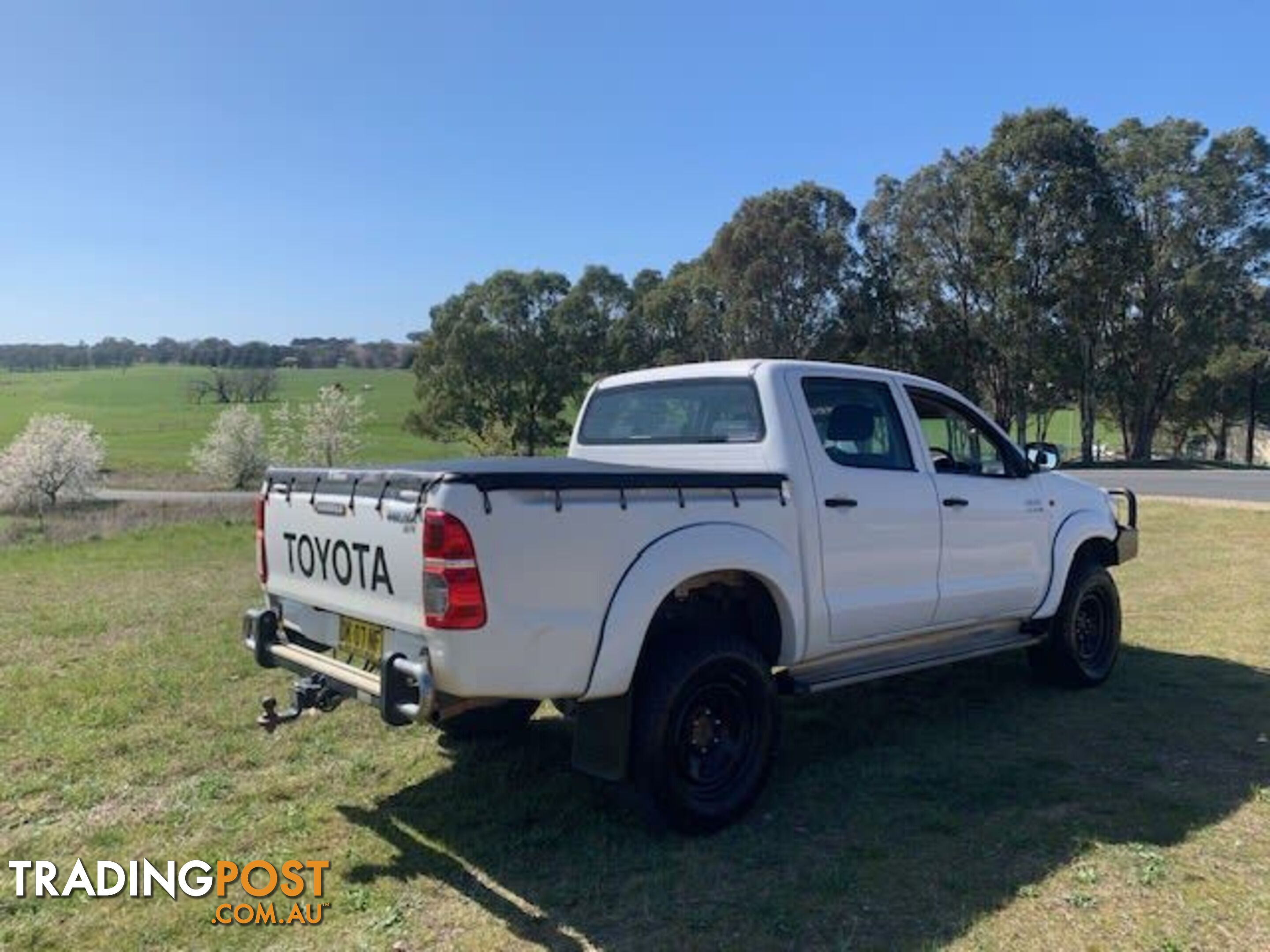 2013 TOYOTA HILUX WORKMATE (4X4) KUN26R MY12 UTE TRAY, 4 DOORS, 5 SEATS