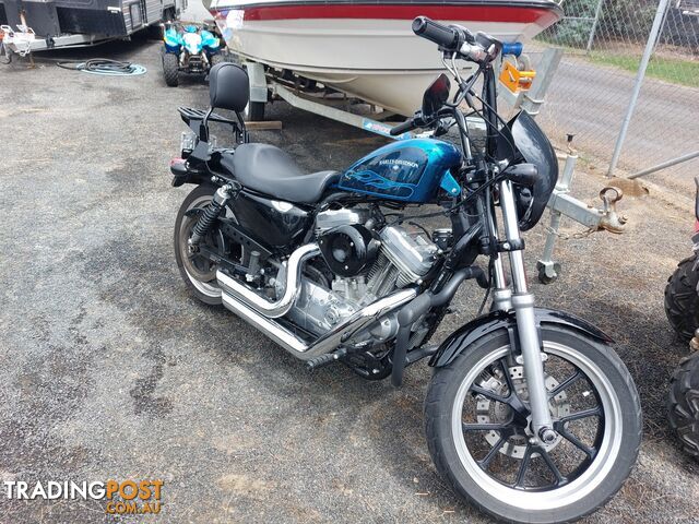 2010 Harley-Davidson SuperLow 883 (XL883L) 