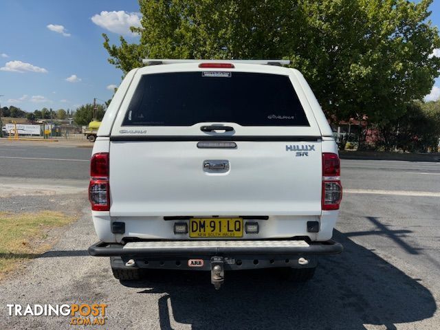 2015 TOYOTA HILUX SR (4X4) KUN26R MY14 UTE TRAY, 4 DOORS, 5 SEATS